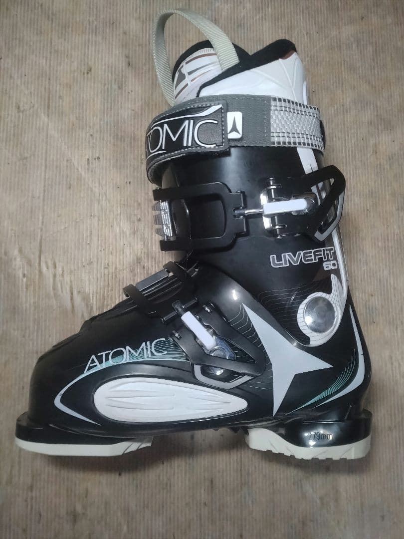 【状態良好☆】140cm　ATOMICスキー板セット♪　送料無料！